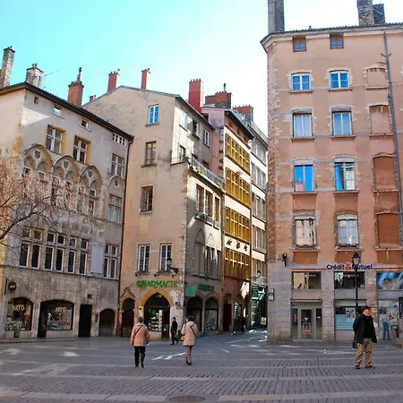 Saint Georges Apartment